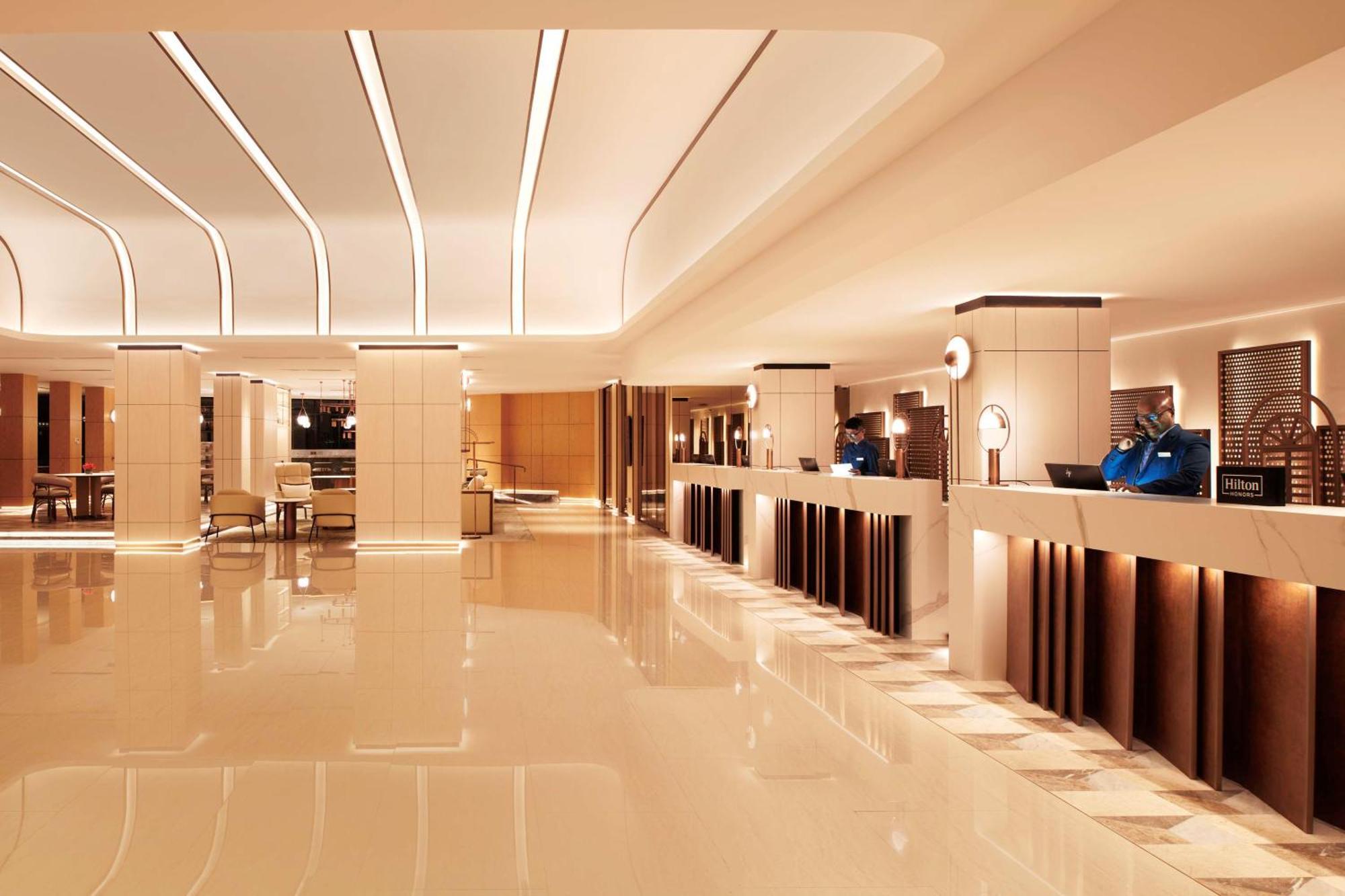 Hilton Petaling Jaya Otel Dış mekan fotoğraf The lobby of the hotel