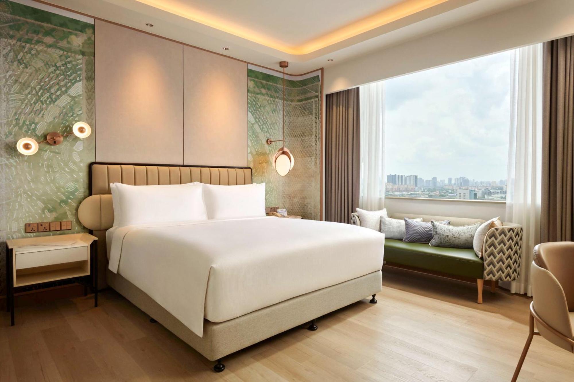 Hilton Petaling Jaya Otel Dış mekan fotoğraf Deluxe Room